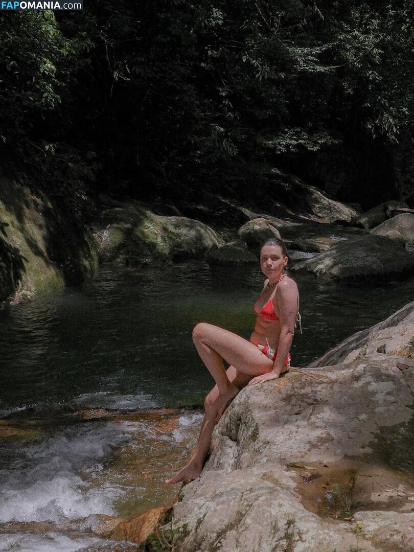 Bruna Linzmeyer / brunalinzmeyer Nud OnlyFans  Fotografie scursă #4