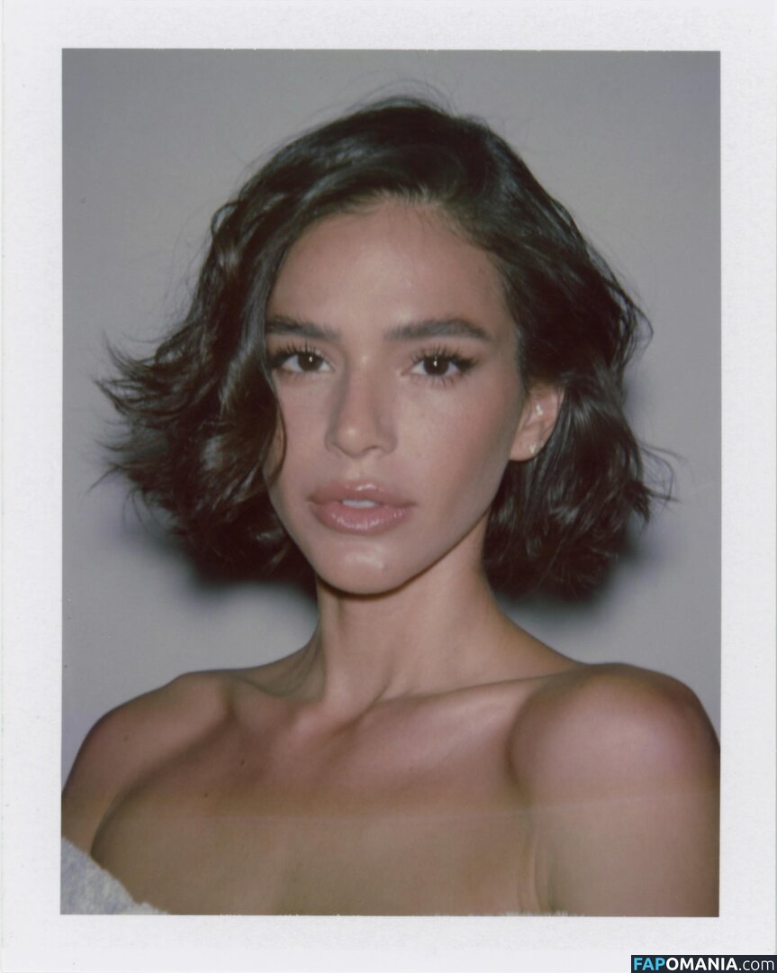 BruMarquezine / Bruna Marquezine / brunamarquezine / https: Nud OnlyFans  Fotografie scursă #395