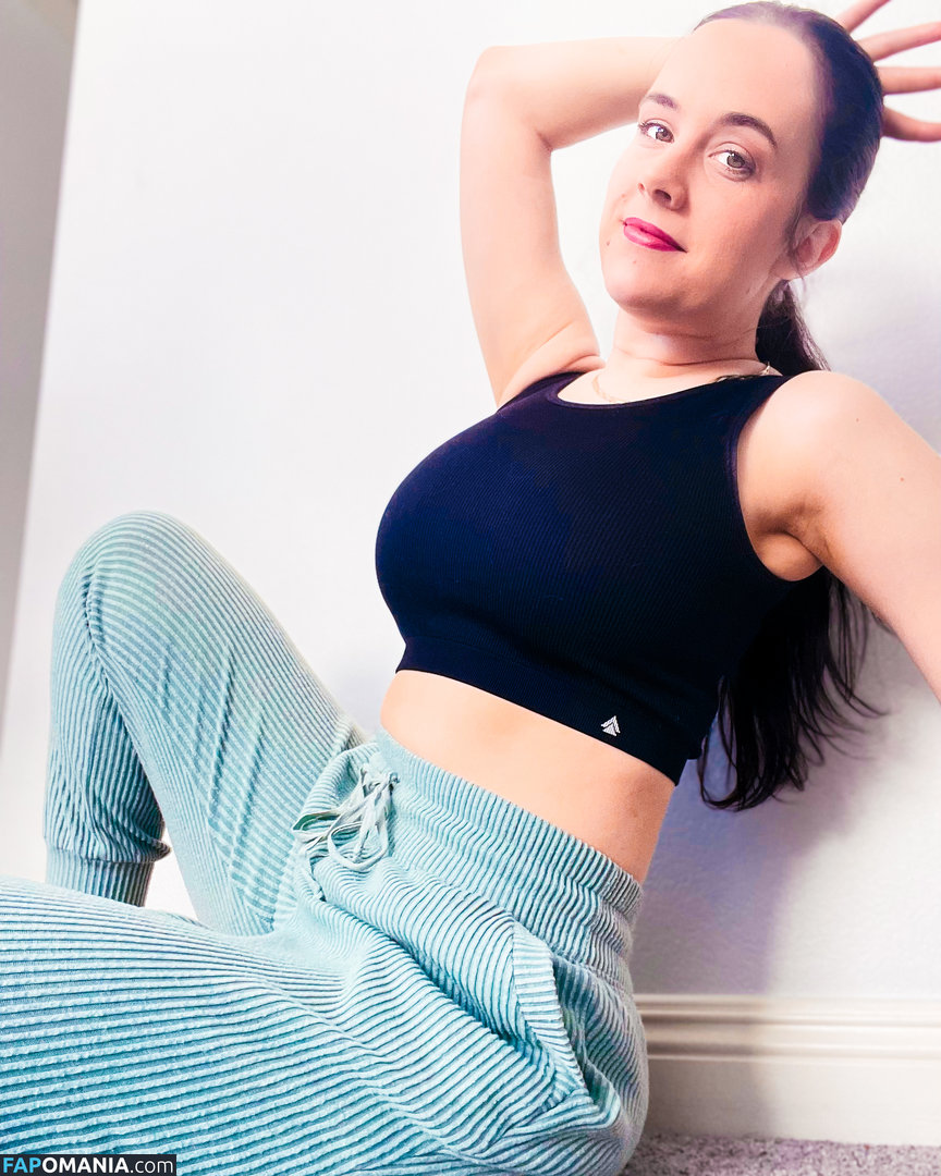 Bunnytails / bunnytailsTwitch / fluffybunny20 Nud OnlyFans  Fotografie scursă #6