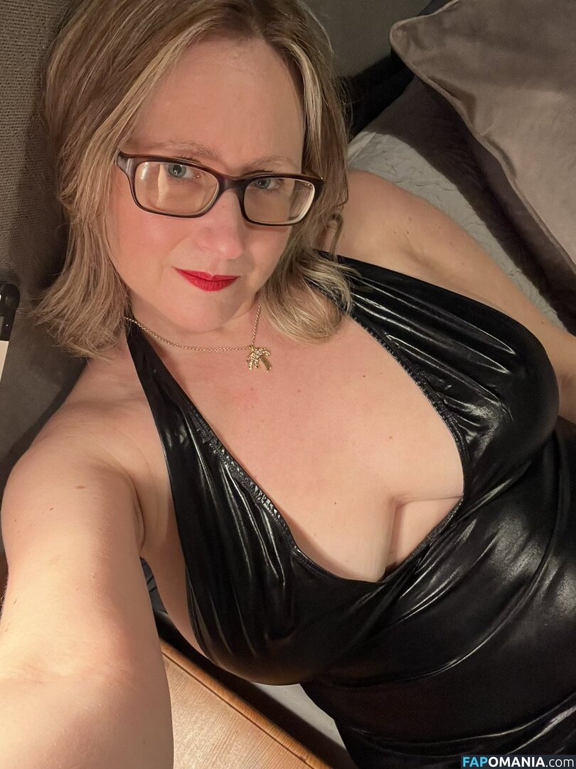 Bustyblondmombshell Nud OnlyFans  Fotografie scursă #9