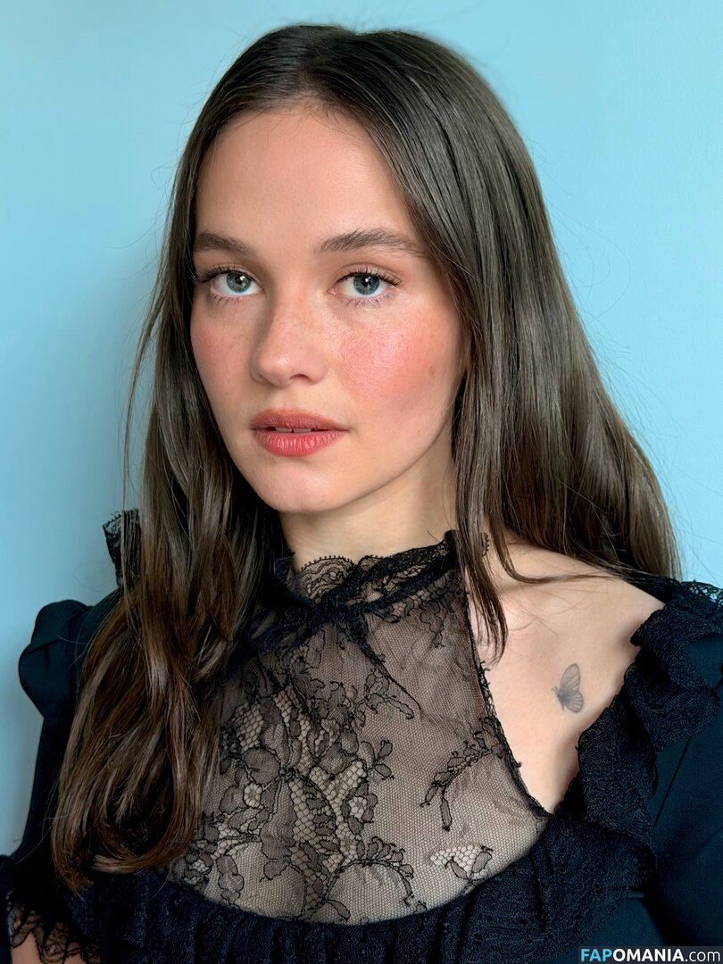 Cailee Spaeny / caileespaeny Nud OnlyFans  Fotografie scursă #338