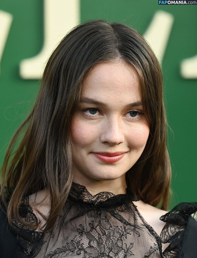 Cailee Spaeny / caileespaeny Nud OnlyFans  Fotografie scursă #355
