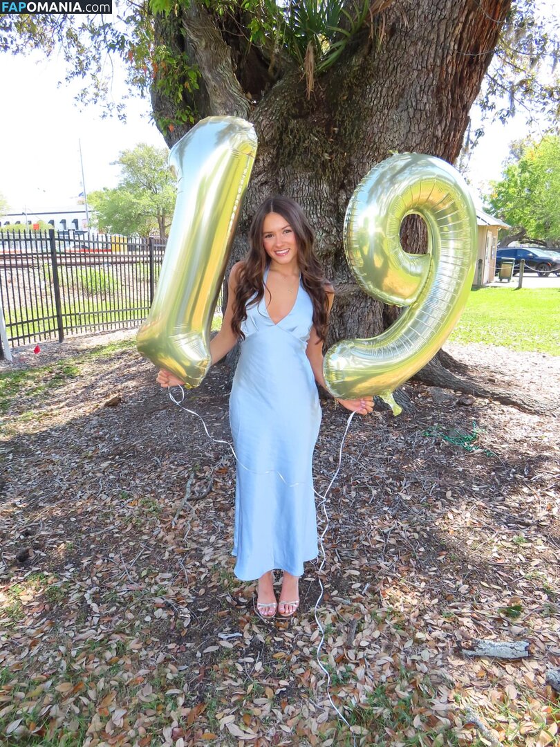 Cailey Presley Fleming / caileypresleyfleming Nud OnlyFans  Fotografie scursă #13