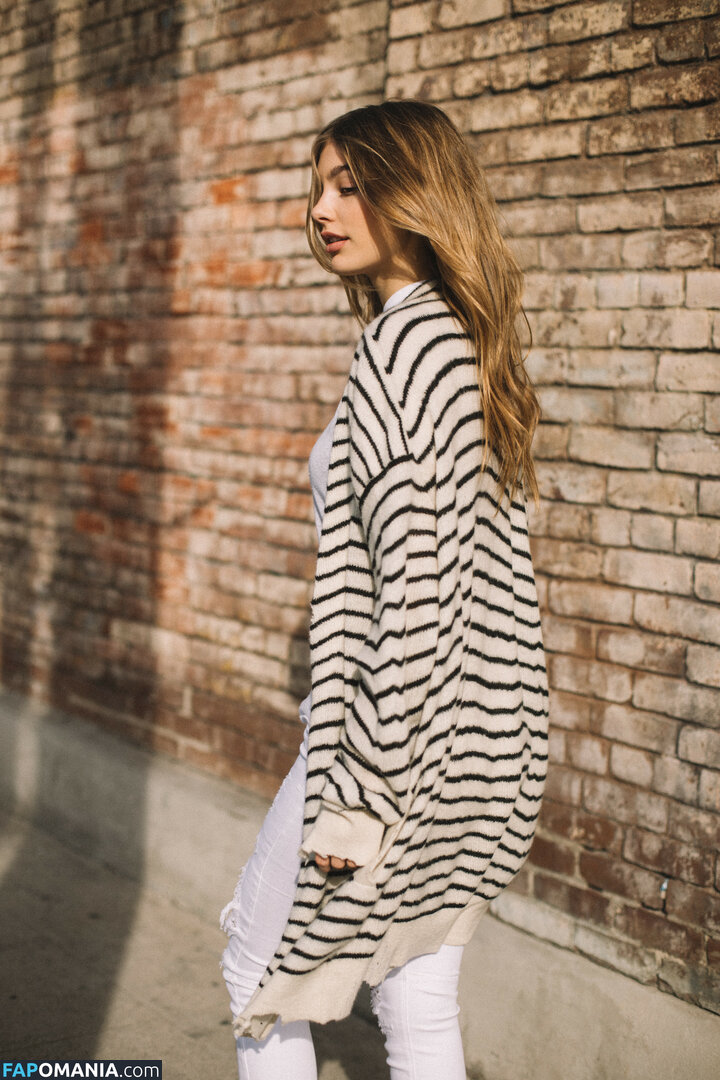 Camila Morrone / camilamorrone Nud OnlyFans  Fotografie scursă #297