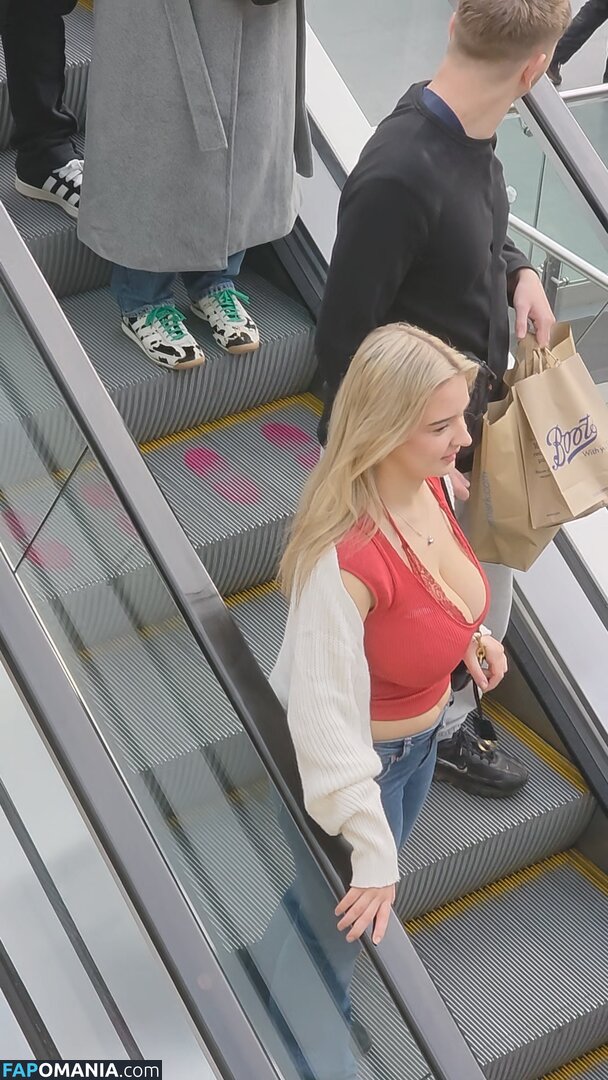 CANDID Boobs / bouncy / braless / cleavage / downblouse / jiggly Nud OnlyFans  Fotografie scursă #24