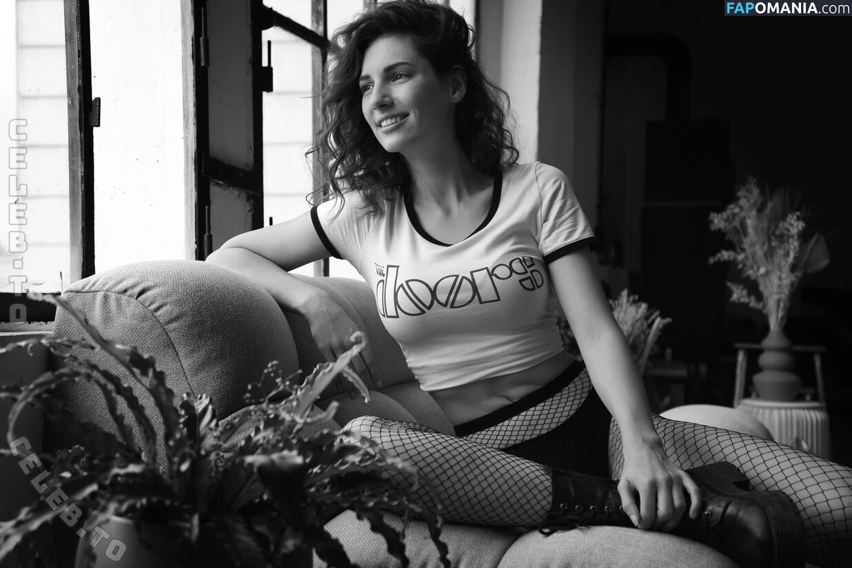 caro_petitemodel / petitemodelCaro Nud OnlyFans  Fotografie scursă #1