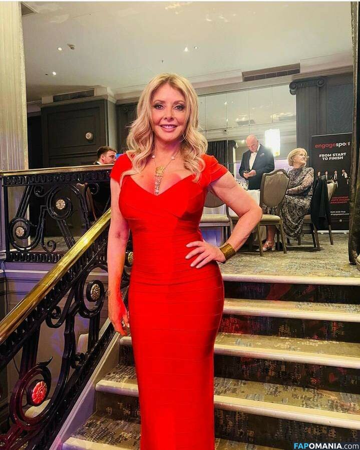 Carol Vorderman Nud OnlyFans  Fotografie scursă #7