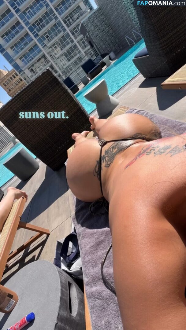 Cashmir.cc / Mirandablive / cashmir.1 / miranda2bangz Nud OnlyFans  Fotografie scursă #6
