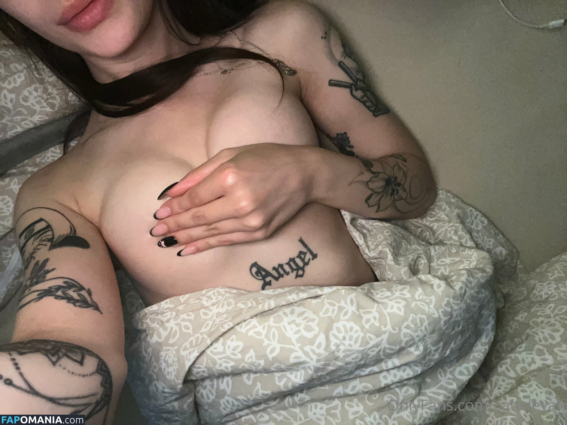 Cata Leyah / cata.leyah / leyah_chan Nud OnlyFans  Fotografie scursă #34