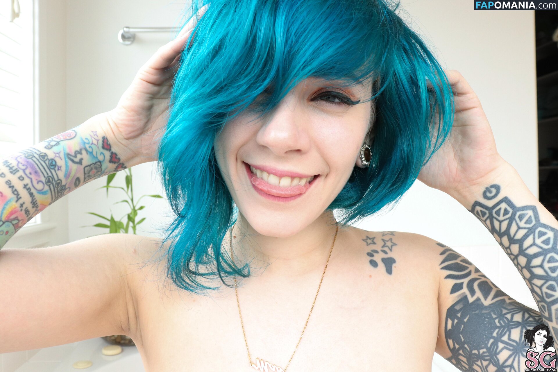 Celebi / Celebi.cos / CelebiCosplays / https: Nud OnlyFans  Fotografie scursă #76