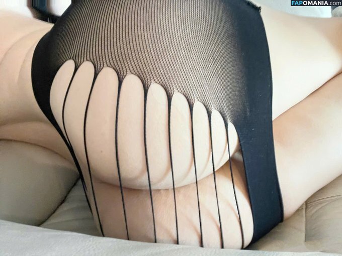 celi.nejy Nud OnlyFans  Fotografie scursă #3