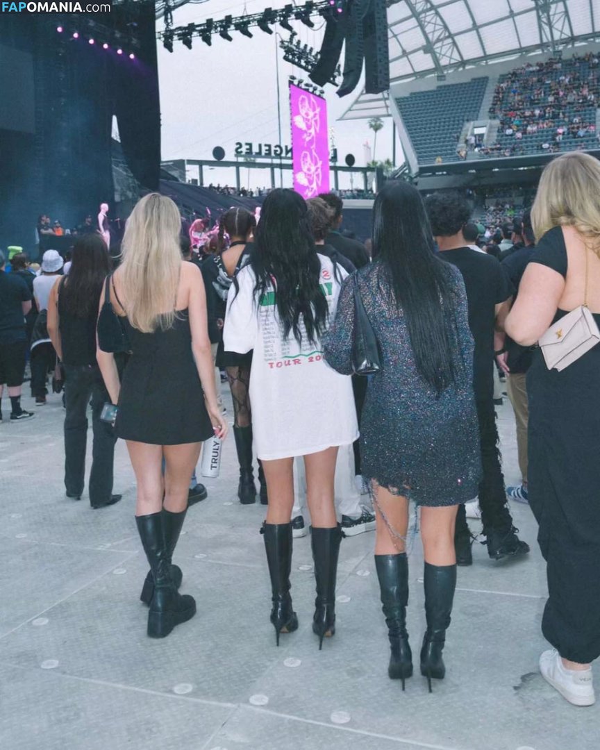 Charli D'Amelio / Charli Damelio / charlidamelio / charliesdamelio Nud OnlyFans  Fotografie scursă #38