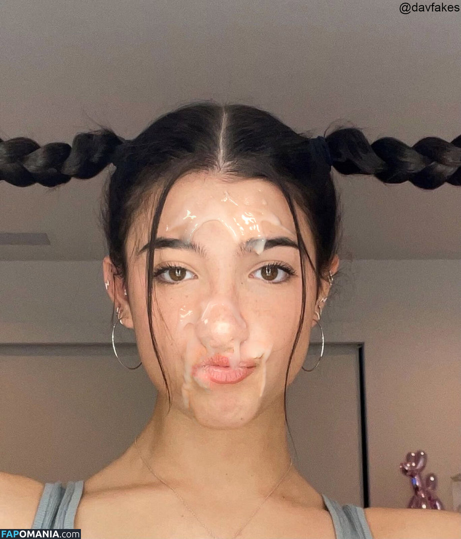 Charli D'Amelio / Charli Damelio / charlidamelio / charliesdamelio Nud OnlyFans  Fotografie scursă #52