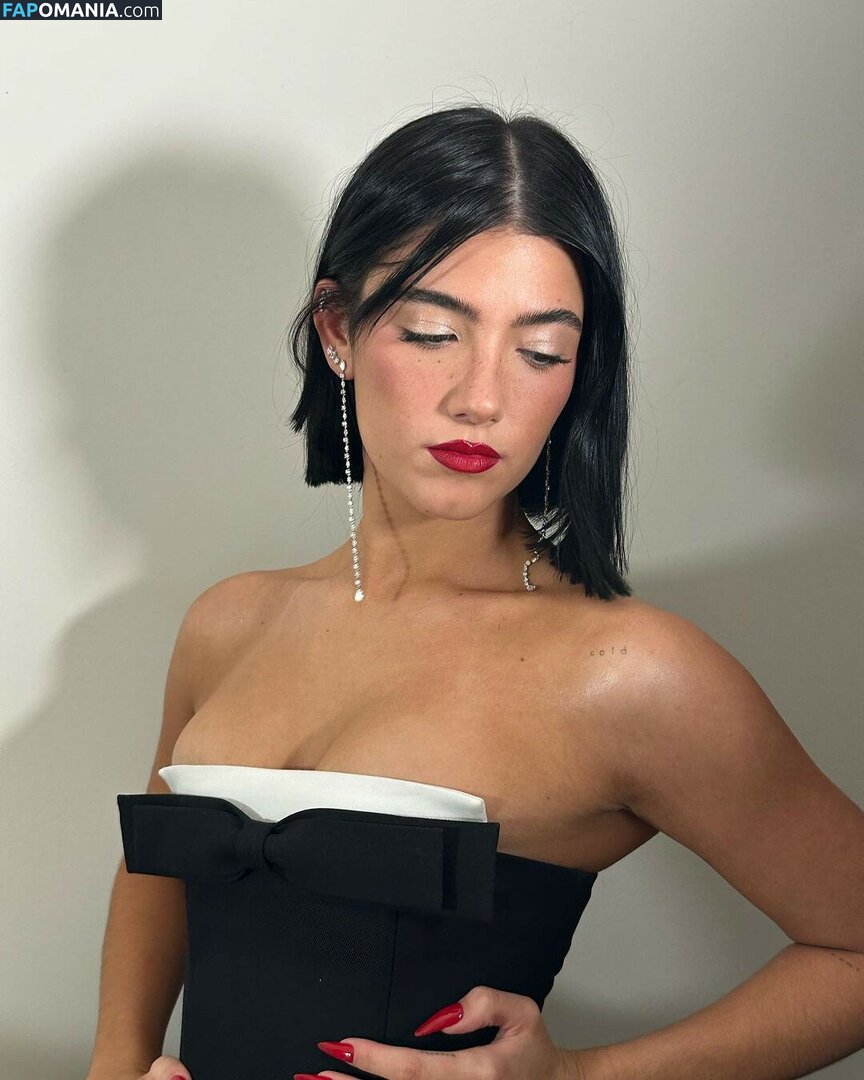 Charli D'Amelio / Charli Damelio / charlidamelio / charliesdamelio Nud OnlyFans  Fotografie scursă #259