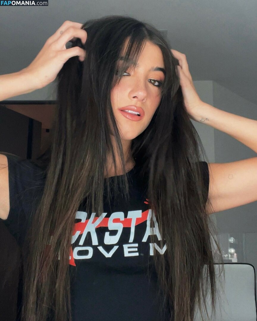 Charli D'Amelio / Charli Damelio / charlidamelio / charliesdamelio Nud OnlyFans  Fotografie scursă #417