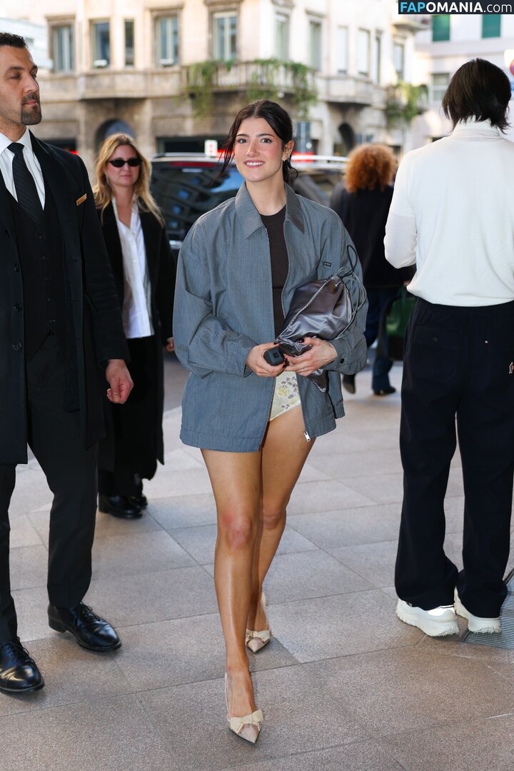 Charli D'Amelio / Charli Damelio / charlidamelio / charliesdamelio Nud OnlyFans  Fotografie scursă #1591