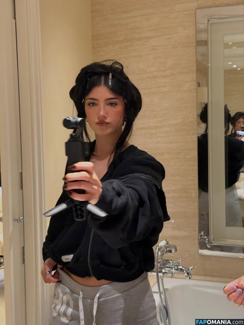 Charli D'Amelio / Charli Damelio / charlidamelio / charliesdamelio Nud OnlyFans  Fotografie scursă #1612