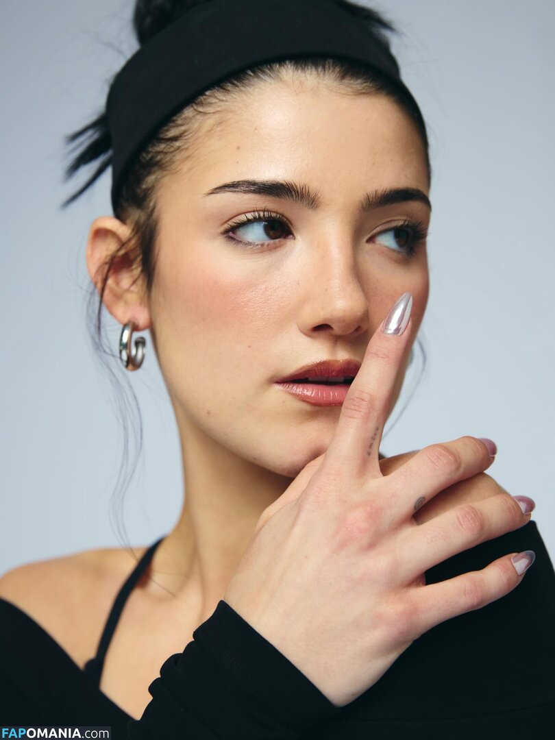 Charli D'Amelio / Charli Damelio / charlidamelio / charliesdamelio Nud OnlyFans  Fotografie scursă #1618