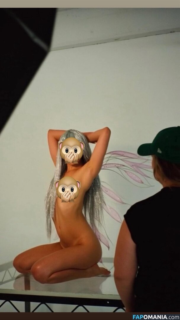 Charli D'Amelio / Charli Damelio / charlidamelio / charliesdamelio Nud OnlyFans  Fotografie scursă #1624