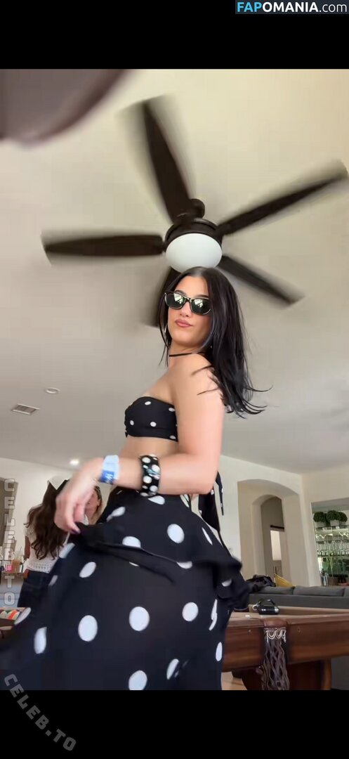 Charli D'Amelio / Charli Damelio / charlidamelio / charliesdamelio Nud OnlyFans  Fotografie scursă #1662