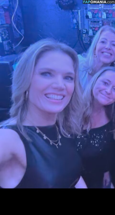 Charlotte Hawkins / CharlotteHawkns / Good Morning Britain / TV Presenter / charlottehawkins1 Nud OnlyFans  Fotografie scursă #26