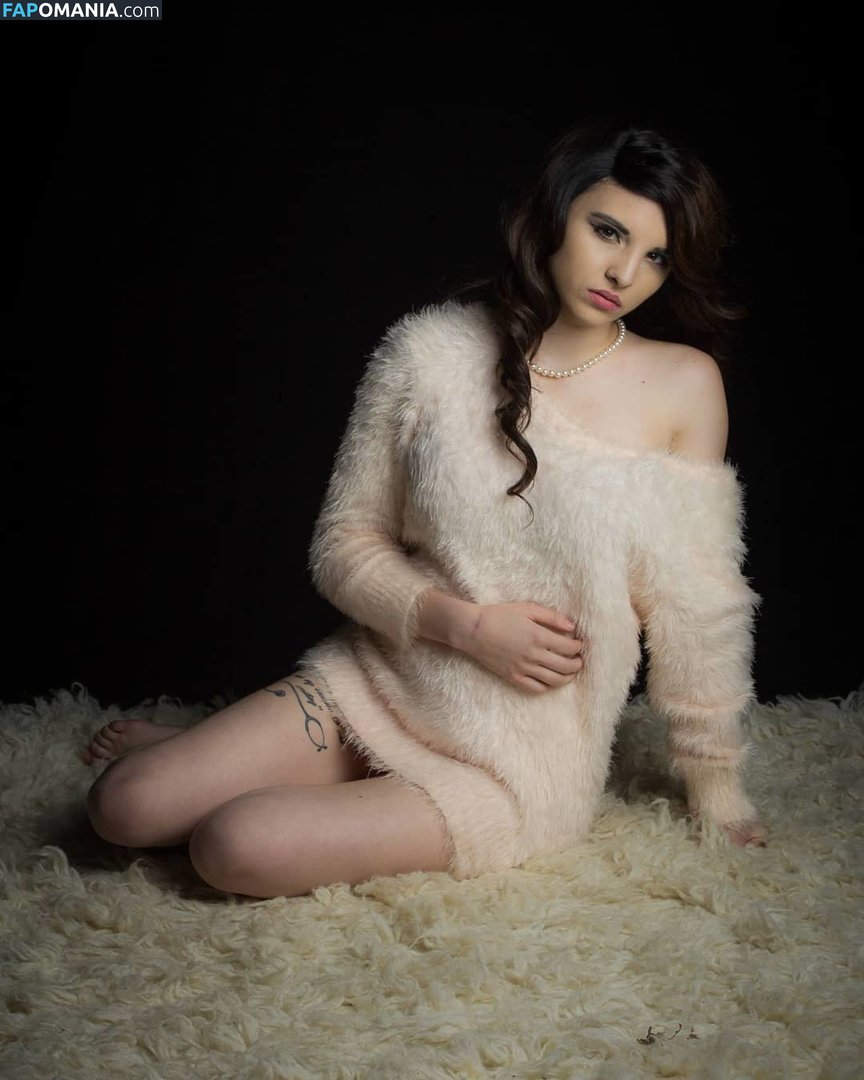 Chelsie Deville / Itschelsiedeville / d3ville Nud OnlyFans  Fotografie scursă #8