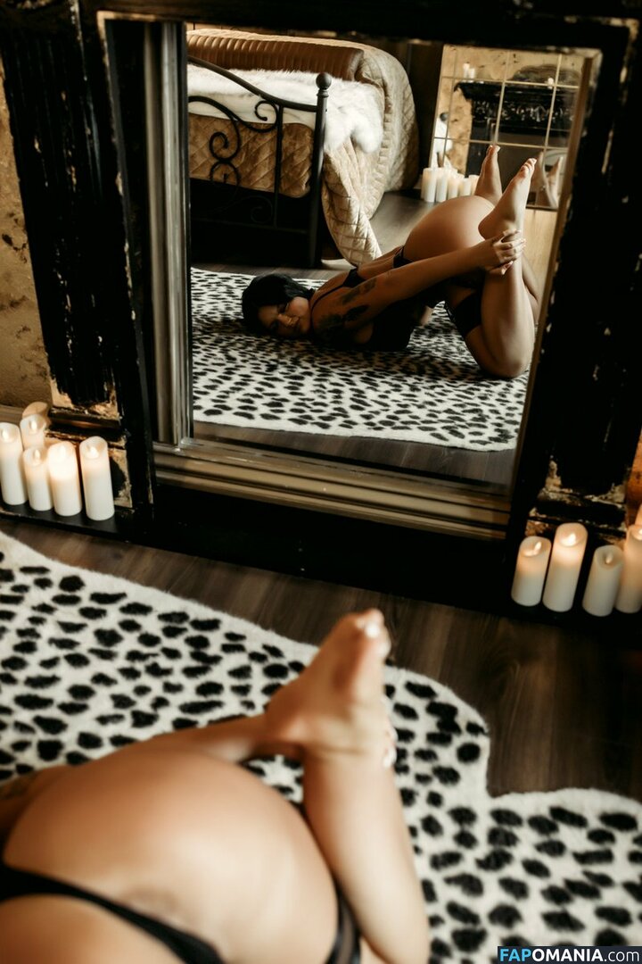chey_elaine Nud OnlyFans  Fotografie scursă #13