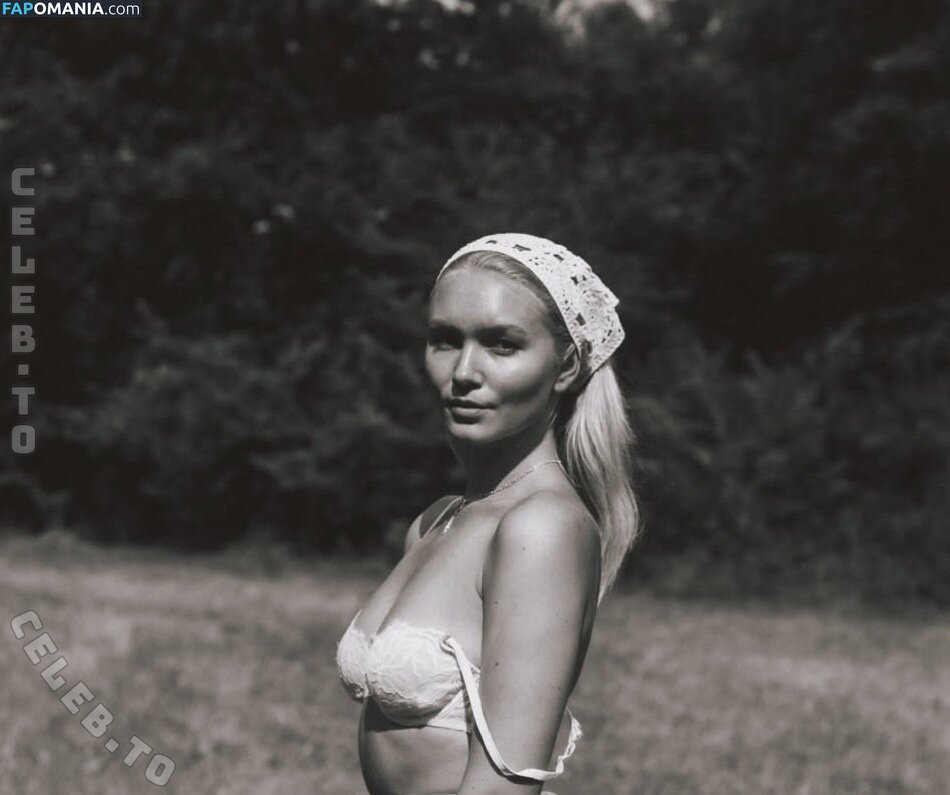 Chiara Schmitt / chiaracs_ Nud OnlyFans  Fotografie scursă #13