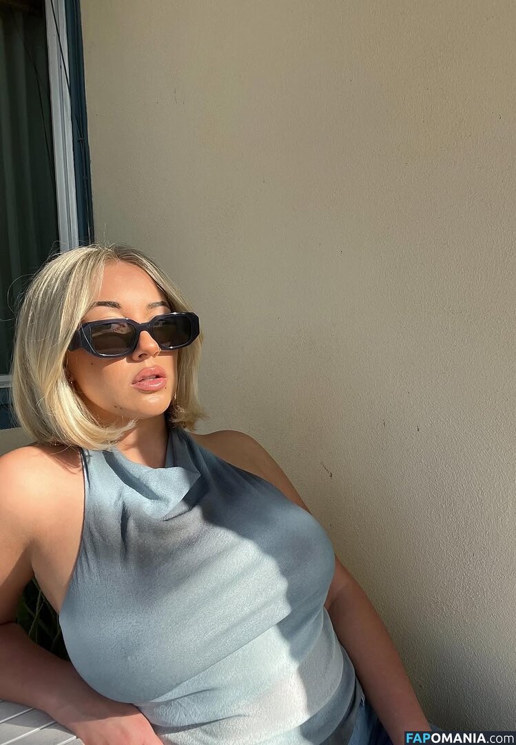 Chihuahua Mami / chloetharle Nud OnlyFans  Fotografie scursă #10