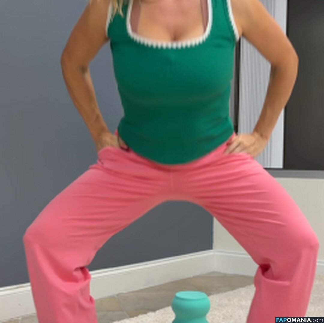 Brenda Mondragon / Chiropractor Nud OnlyFans  Fotografie scursă #22