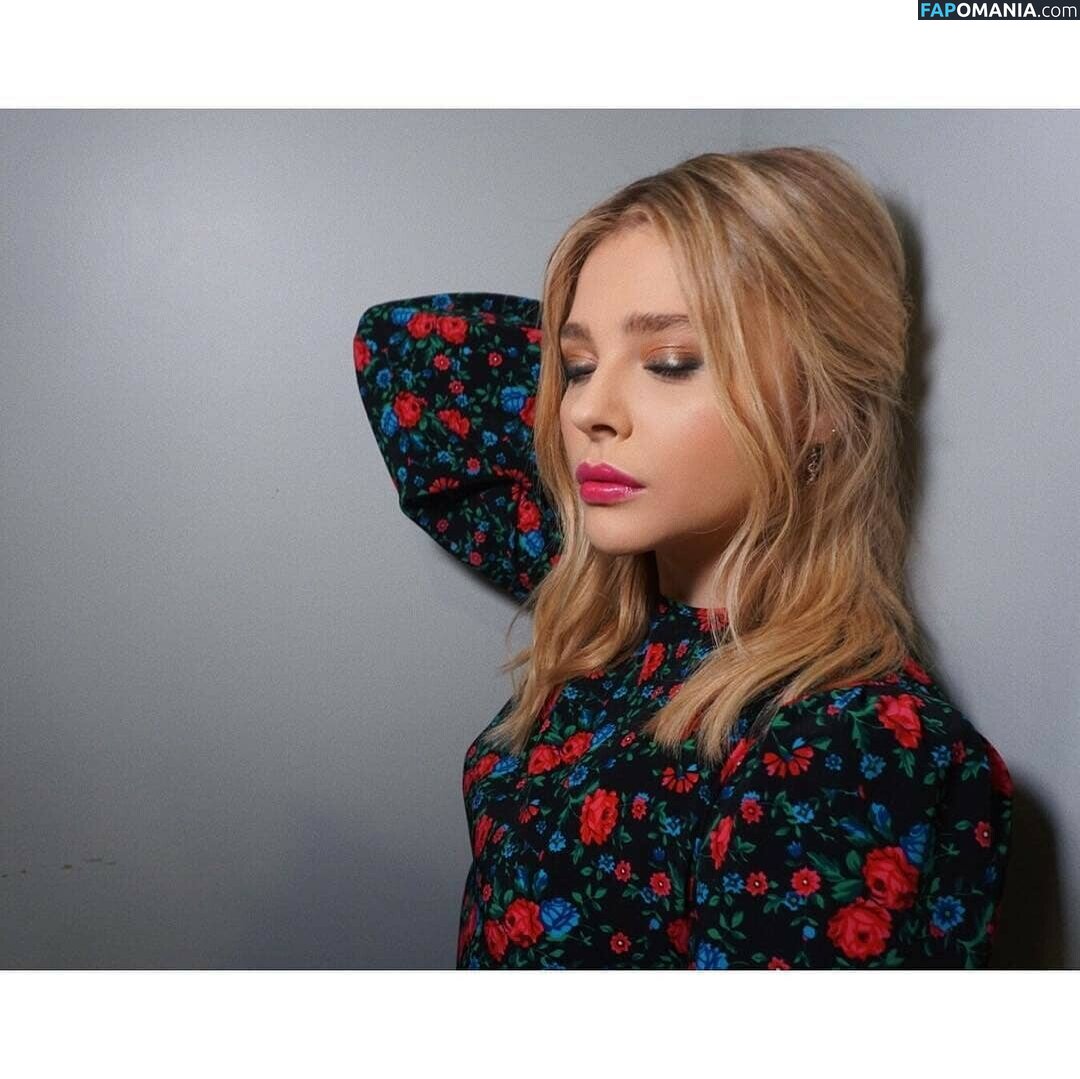 Chloe Grace Moretz / ChloeGMoretz Nud OnlyFans  Fotografie scursă #53
