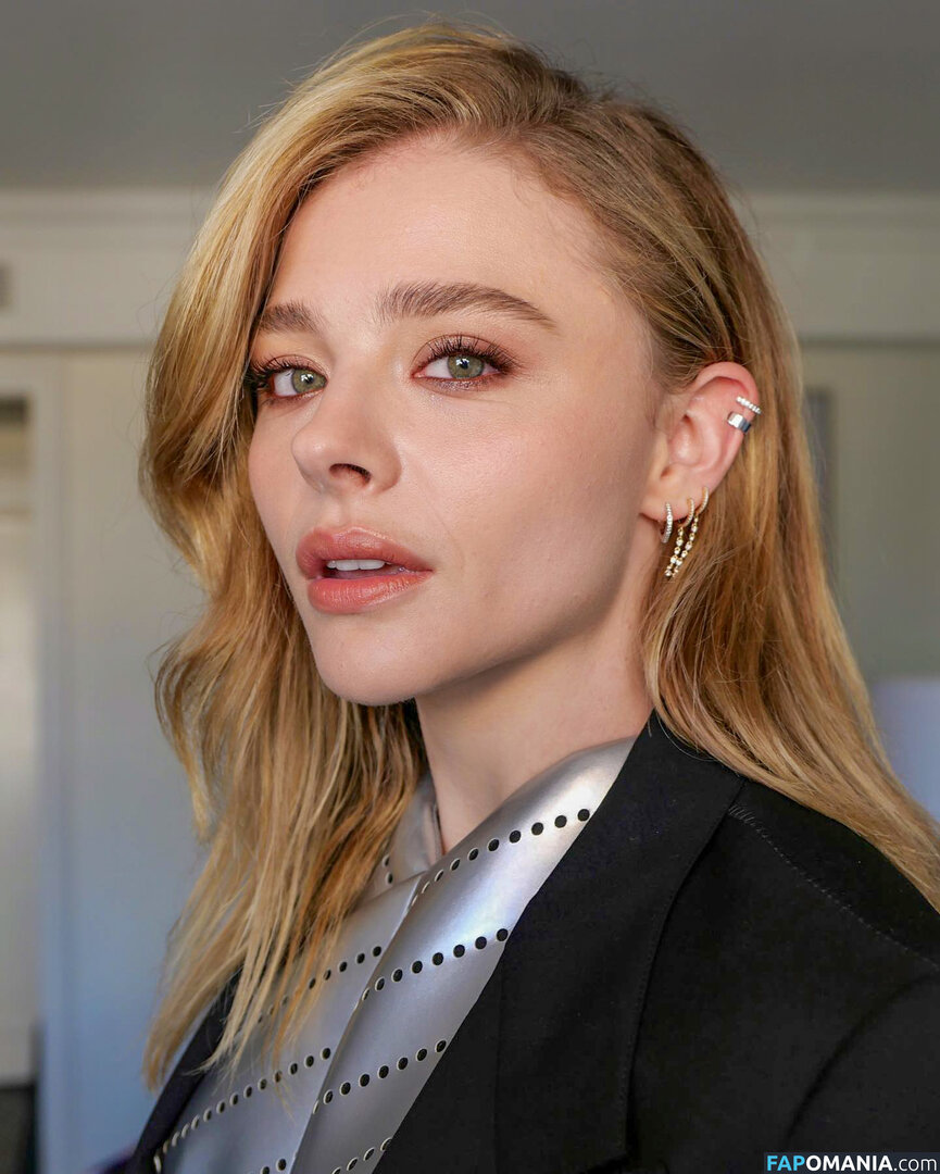 Chloe Grace Moretz / ChloeGMoretz Nud OnlyFans  Fotografie scursă #491