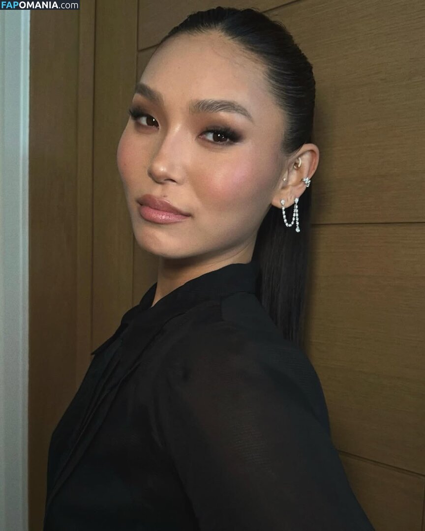 Chloe Kim / chloekim / thechloekim Nud OnlyFans  Fotografie scursă #6