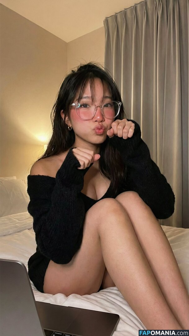 chloeebabyyyy / https: Nud OnlyFans  Fotografie scursă #7
