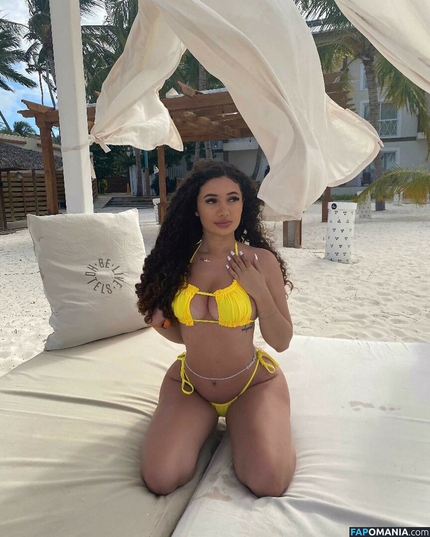 Christina April Amaral / aprilafterdarkk / christinaaamaral Nud OnlyFans  Fotografie scursă #10