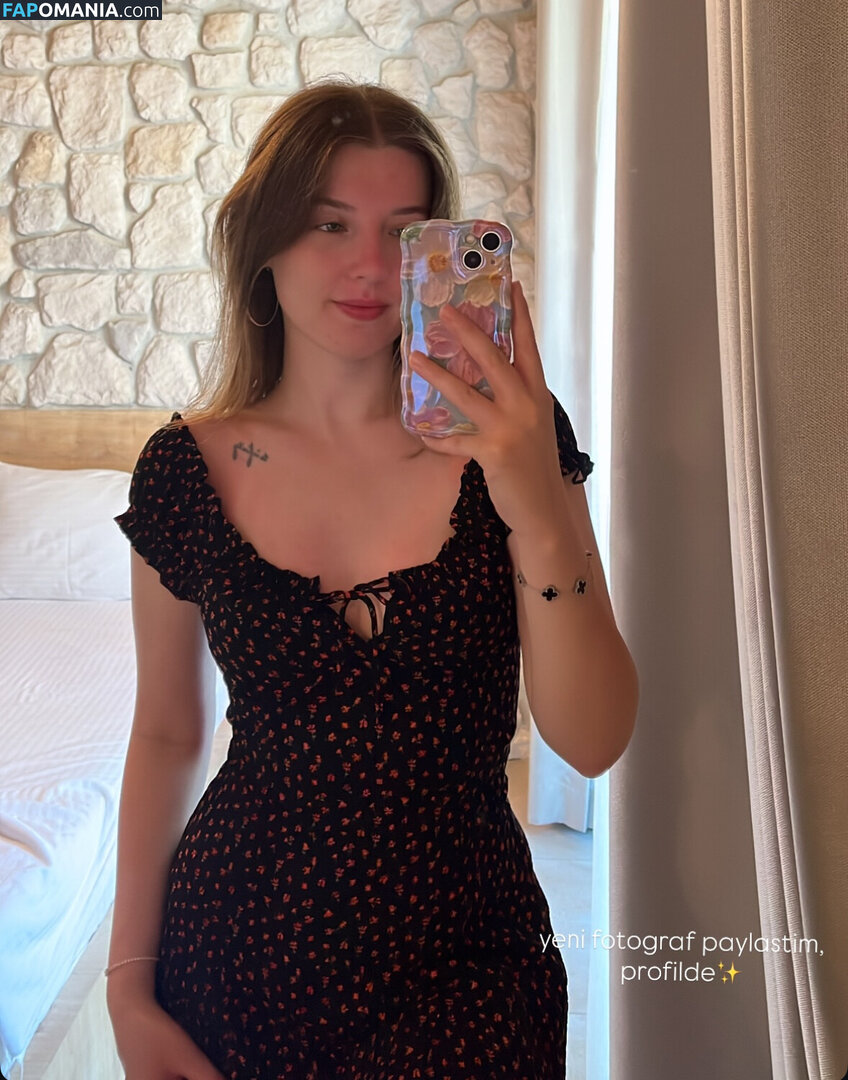 Cigdem Turk / cigdeemturk / cigdemT Nud OnlyFans  Fotografie scursă #4