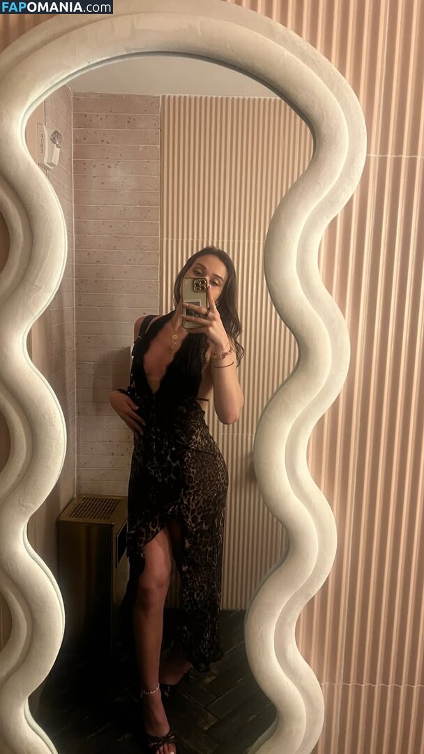 Courtney Sarault / court_sarault / courtsarault / https: Nud OnlyFans  Fotografie scursă #33
