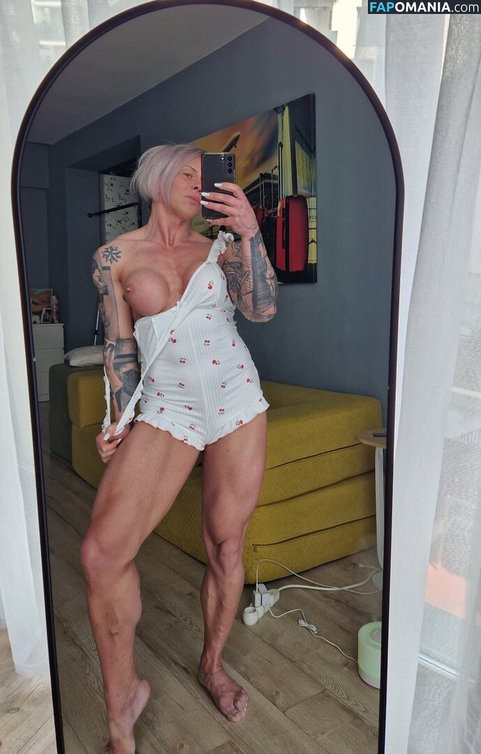 chelseypleasant / crazyxbody / https: / musclegirlxxx Nud OnlyFans  Fotografie scursă #216