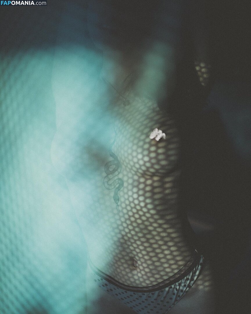 crismaia97 / maiaserena / user Nud OnlyFans  Fotografie scursă #8