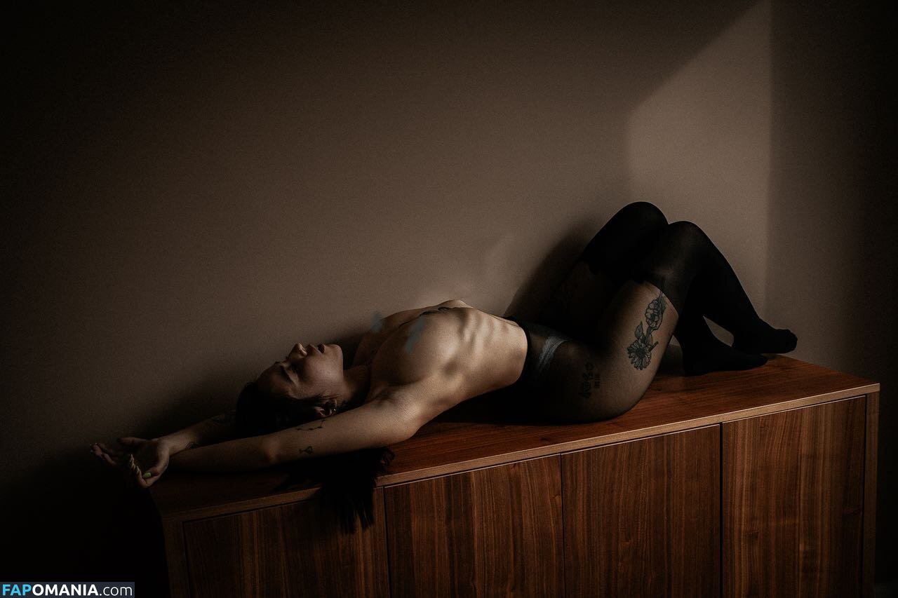crismaia97 / maiaserena / user Nud OnlyFans  Fotografie scursă #10