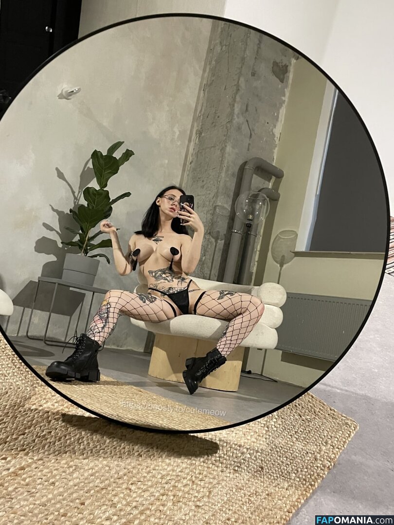 cutemeow / pingvingoritvogne Nud OnlyFans  Fotografie scursă #24