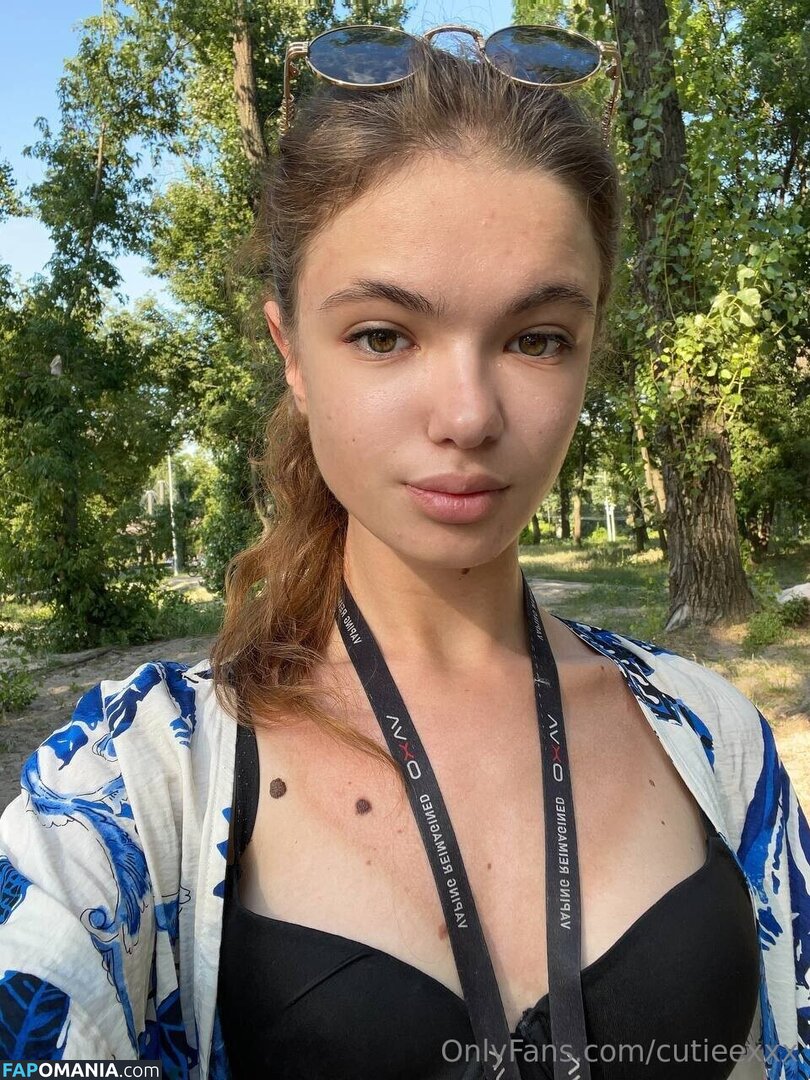 cutieexxx / lil_cutieexx Nud OnlyFans  Fotografie scursă #4