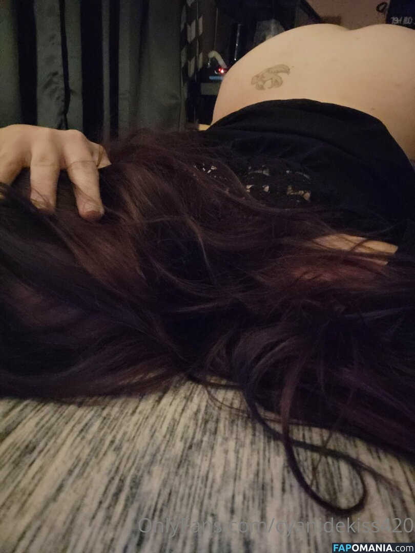 cyanidekiss420 / samanthaxcyanide Nud OnlyFans  Fotografie scursă #2