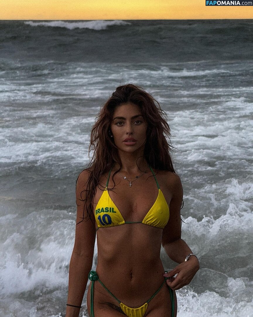 Cynthia Makhoul / cynthiaatvnco / https: / iam_thiaaa Nud OnlyFans  Fotografie scursă #8
