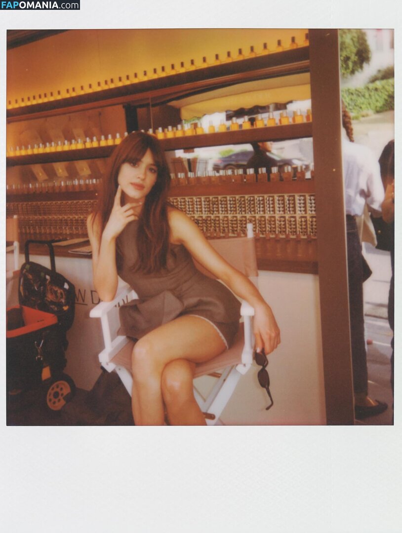 Daisy Edgar-Jones / daisyedgarjones Nud OnlyFans  Fotografie scursă #271