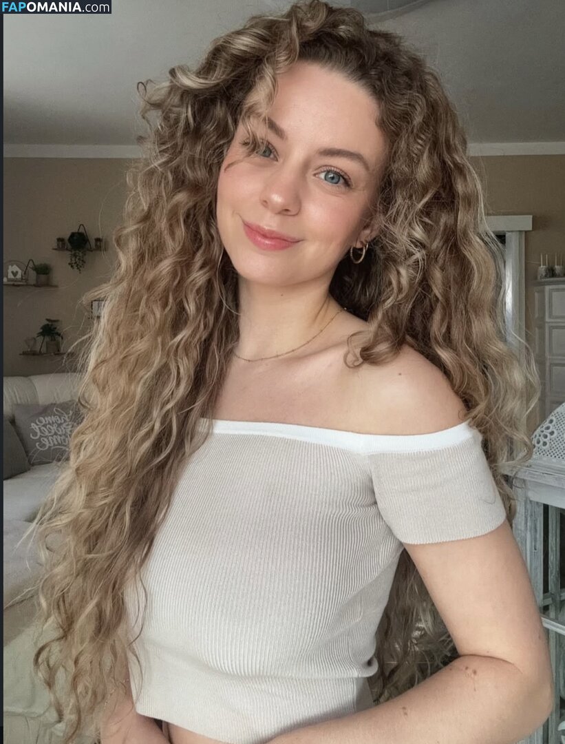 Dalmalaluna / Kitti Dalma / dalunahh Nud OnlyFans  Fotografie scursă #153