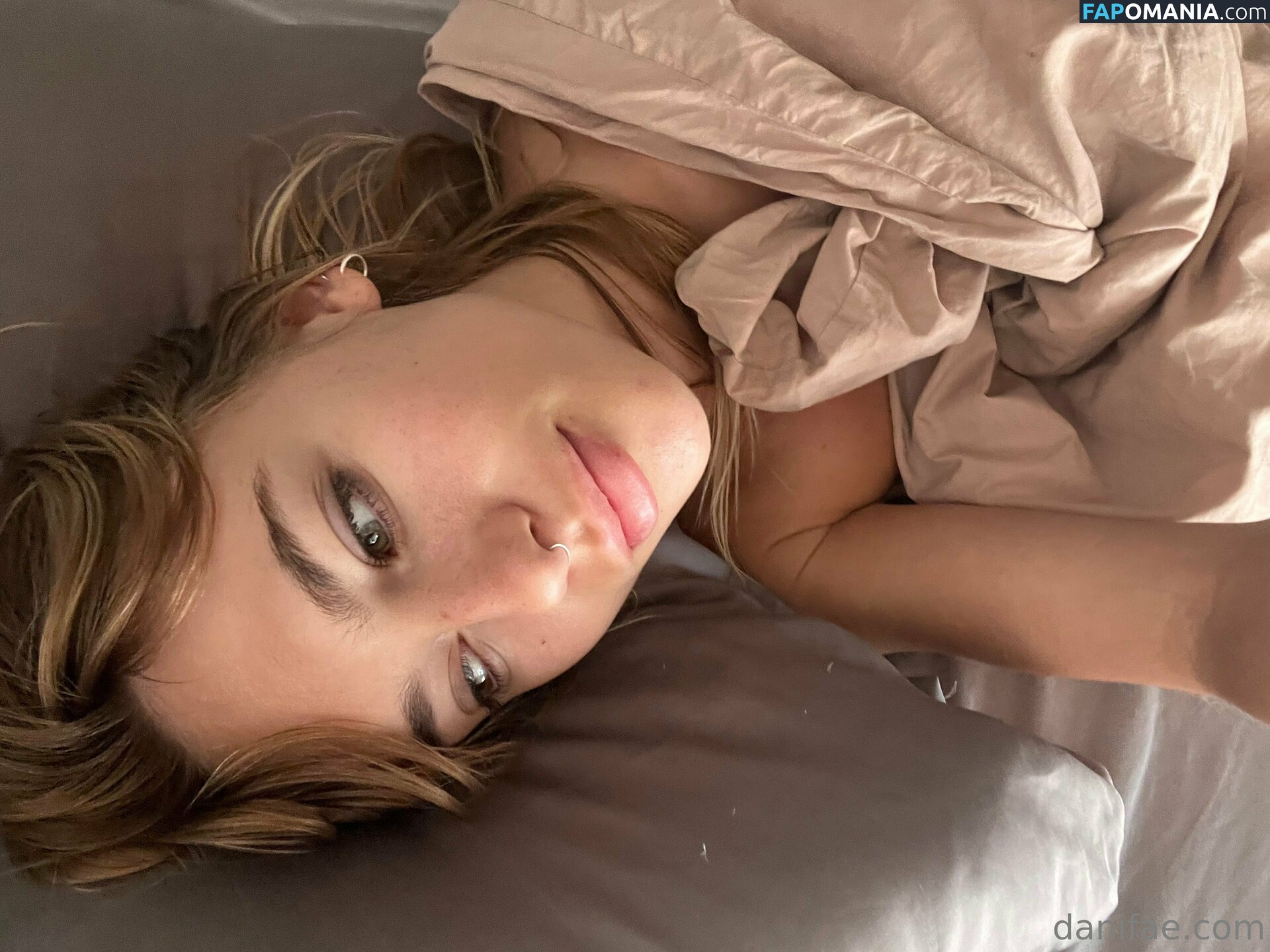 Dani Fae / DaniFae / GlitteringBat6 / TheDanii / daniandsebastian / itsdanifae Nud OnlyFans  Fotografie scursă #42