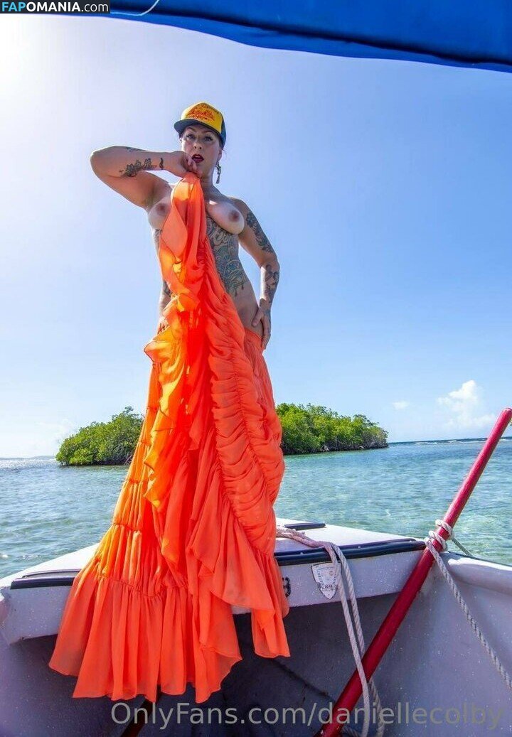 Danielle Colby Nud Fotografie scursă #105