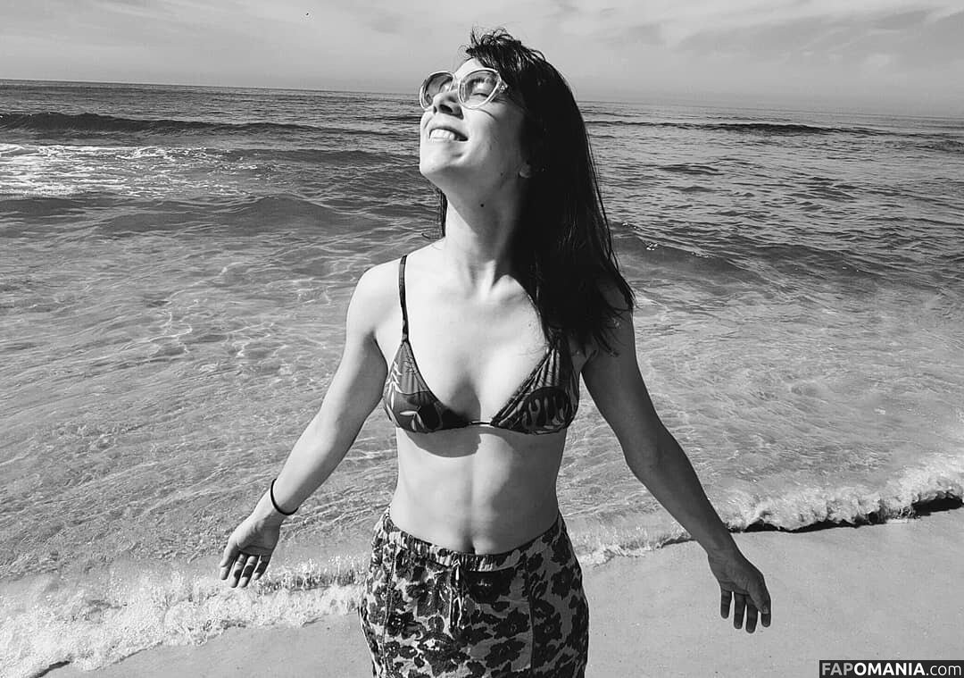 Daphne Bozaski / daphnebozaski Nud OnlyFans  Fotografie scursă #2