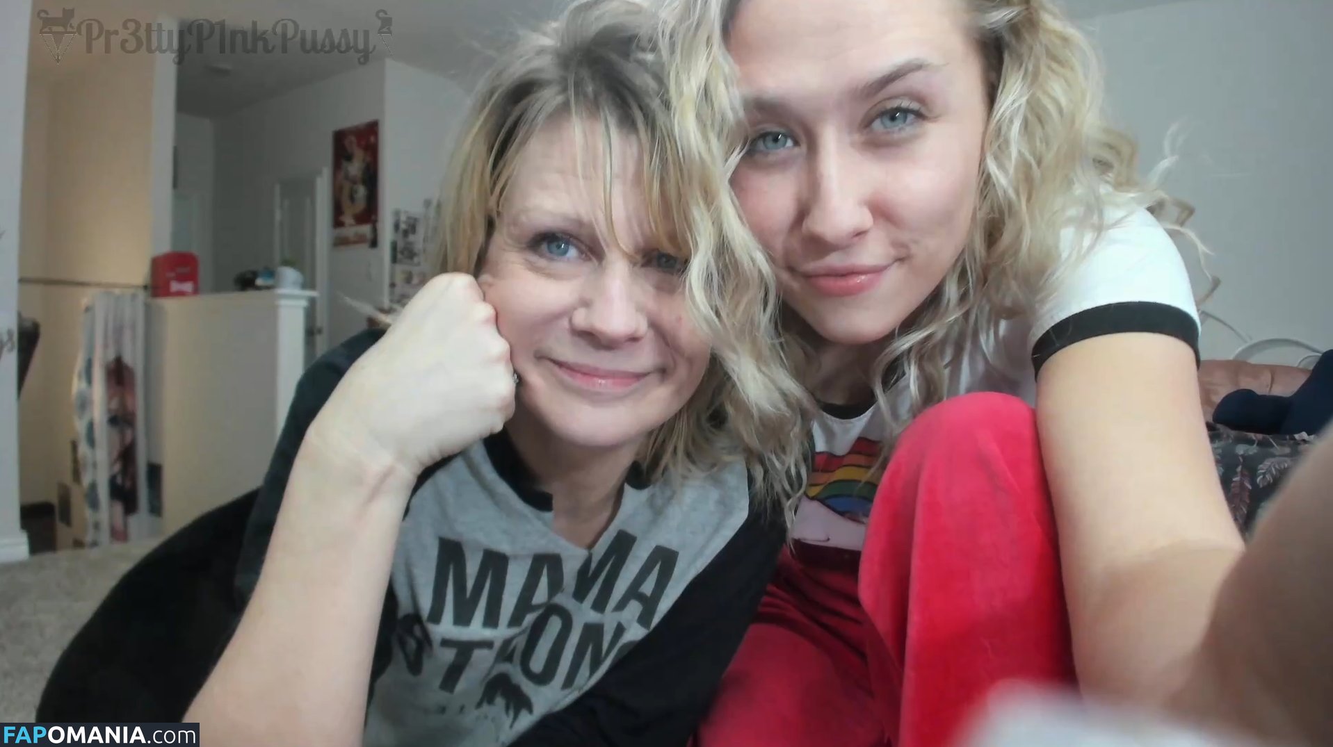 Daughter_Mother Nud OnlyFans  Fotografie scursă #36